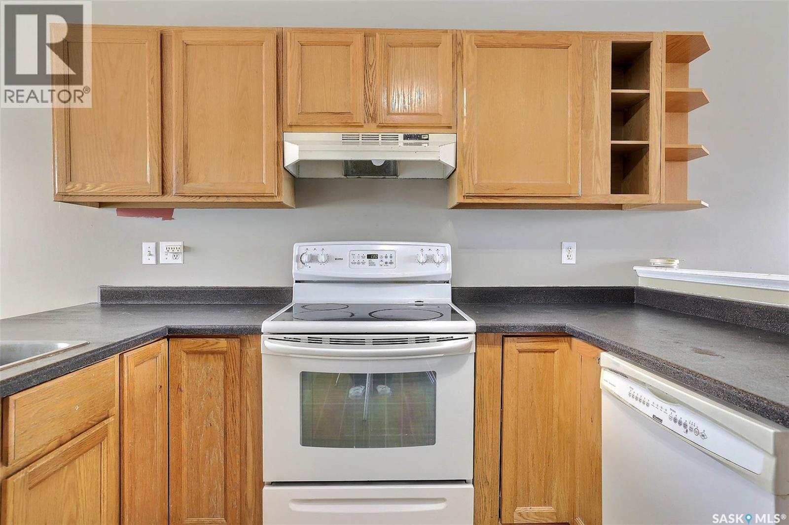 1636 Violet Crescent N, Regina, Saskatchewan  S4X 4L7 - Photo 8 - SK030424