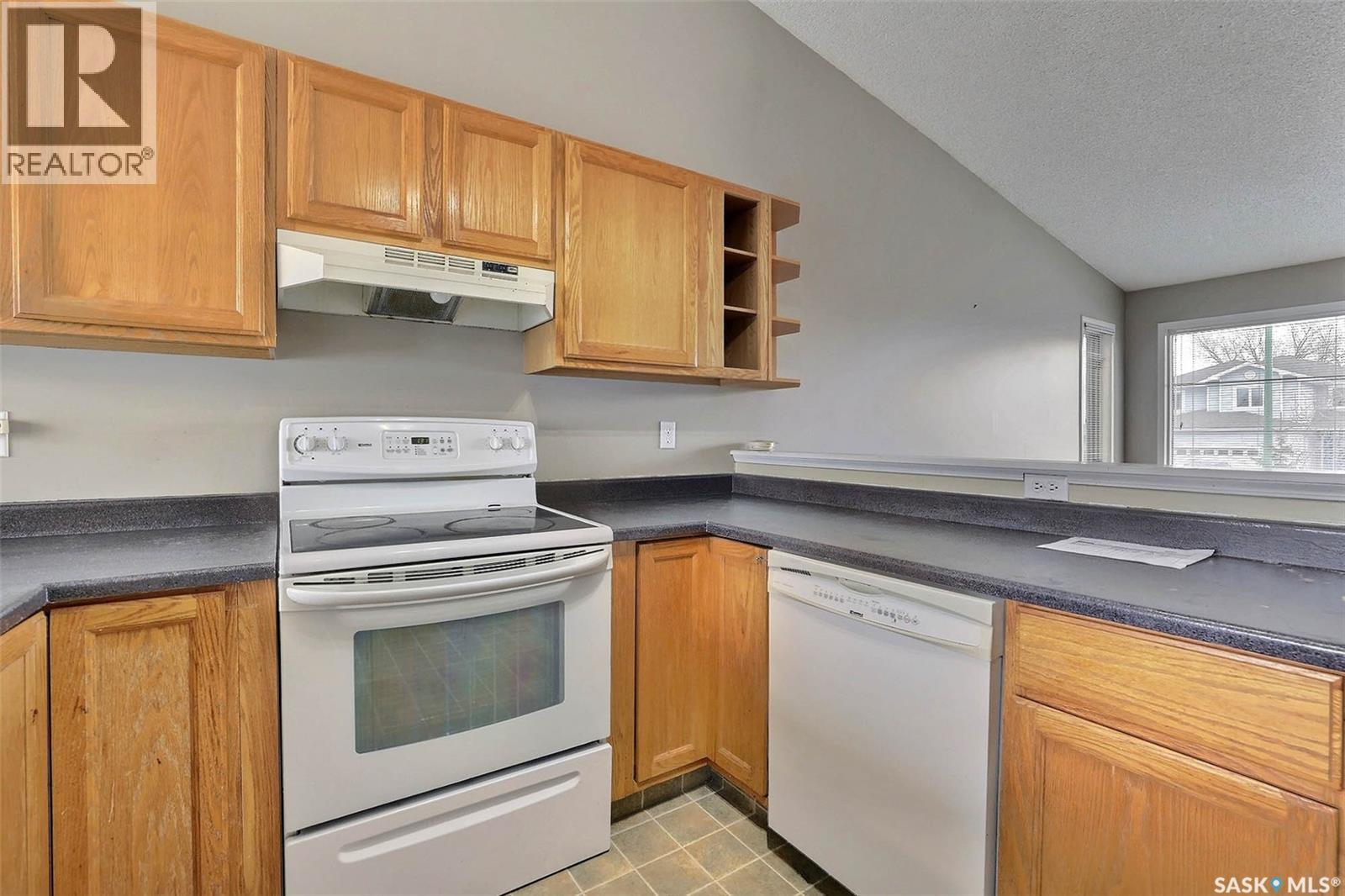 1636 Violet Crescent N, Regina, Saskatchewan  S4X 4L7 - Photo 9 - SK030424