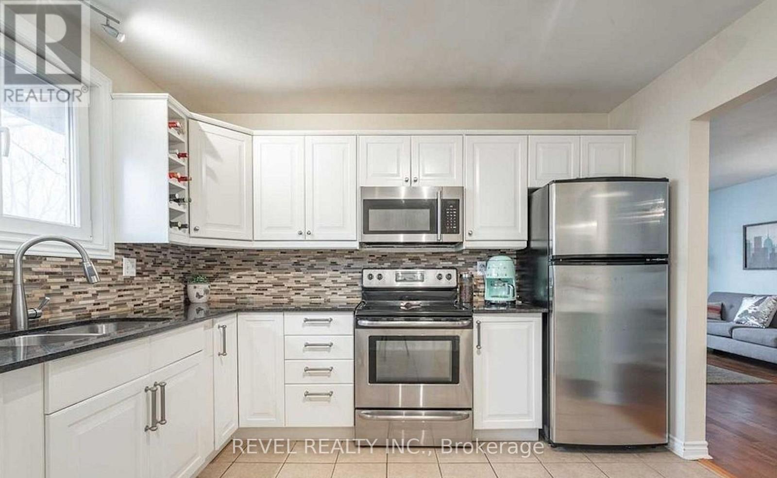 9 Balmoral Court, Haldimand, Ontario  N3W 1E5 - Photo 6 - X12886832