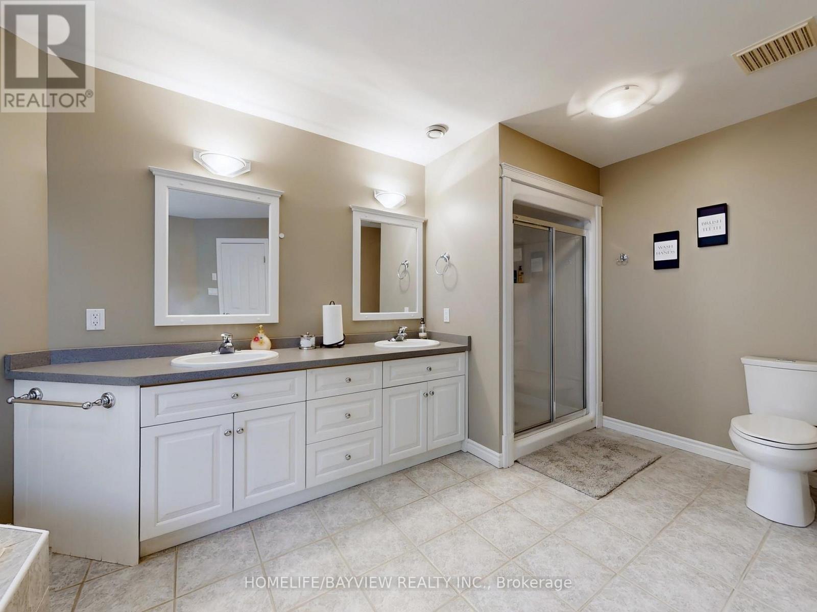 574 Sandbanks Crescent, Waterloo, Ontario  N2V 2K2 - Photo 22 - X12886846