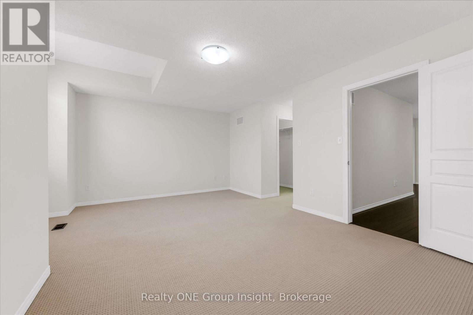 183 Penny Lane, Hamilton (Stoney Creek Mountain), Ontario  L8J 0E2 - Photo 15 - X12886854