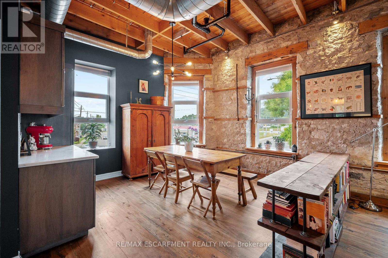 201 - 25 Concession Street, Cambridge, Ontario  N1R 2G6 - Photo 12 - X12886872