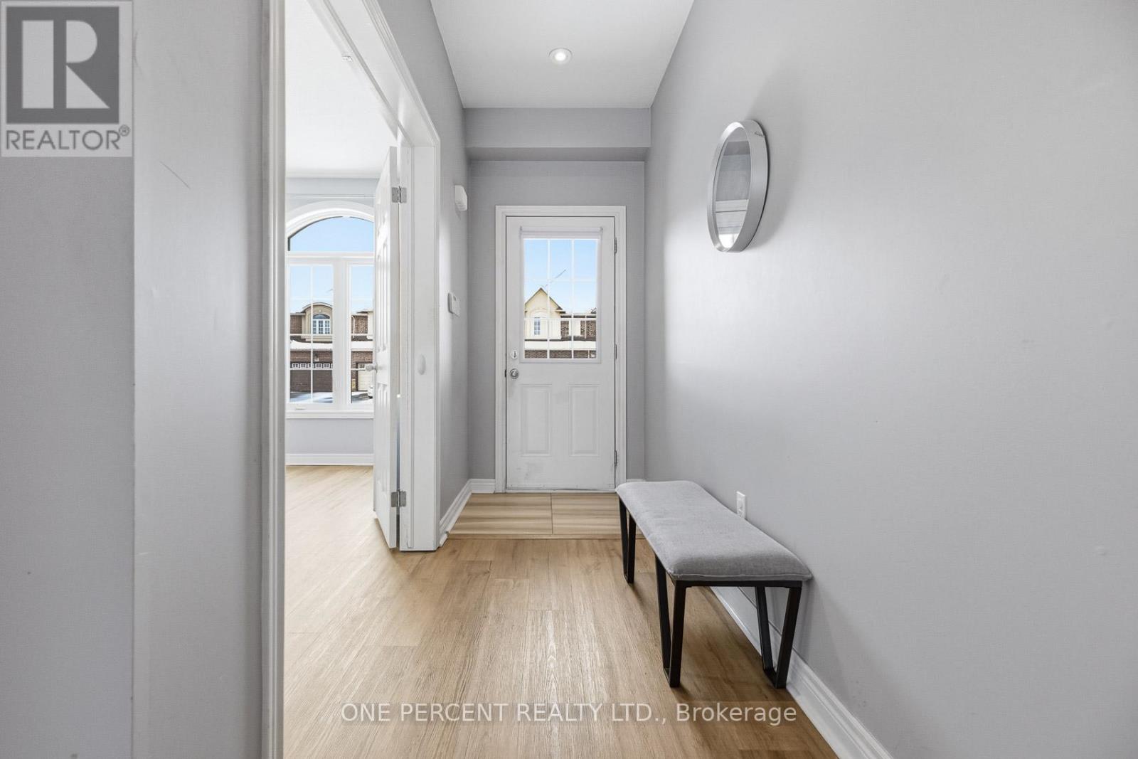 70 Galileo Drive, Hamilton (Lakeshore), Ontario  L8E 0H1 - Photo 3 - X12886896