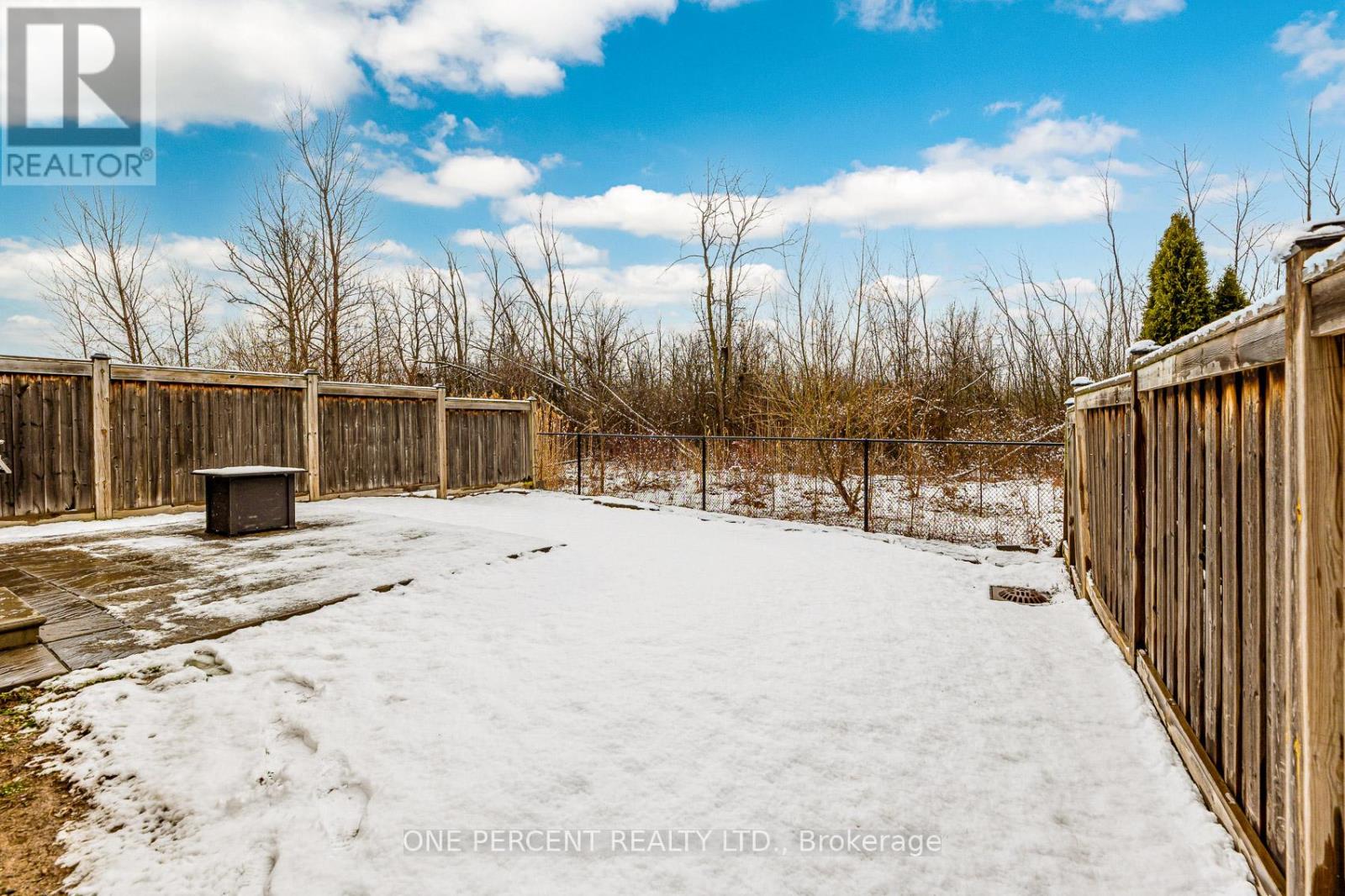 70 Galileo Drive, Hamilton (Lakeshore), Ontario  L8E 0H1 - Photo 35 - X12886896