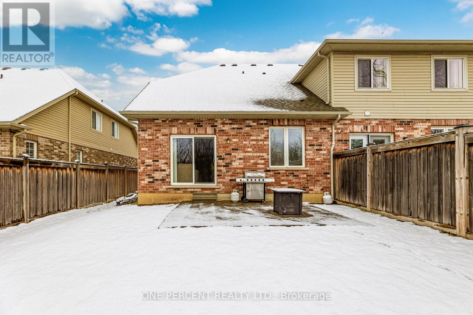 70 Galileo Drive, Hamilton (Lakeshore), Ontario  L8E 0H1 - Photo 36 - X12886896