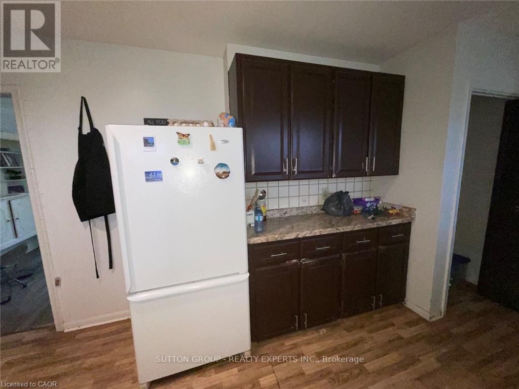 415 Mount Pleasant Road, Brantford, Ontario  N3T 5L5 - Photo 2 - X12886898