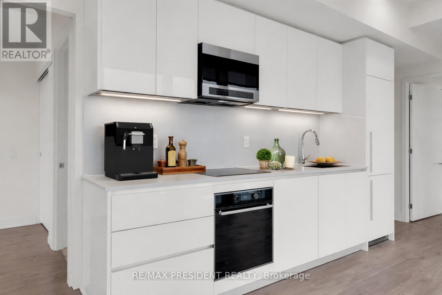 4202 - 8 Cumberland Street, Toronto (Annex), Ontario  M4W 0B6 - Photo 14 - C12885480