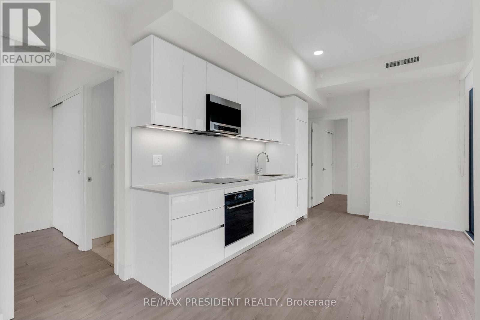 4202 - 8 Cumberland Street, Toronto (Annex), Ontario  M4W 0B6 - Photo 13 - C12885480