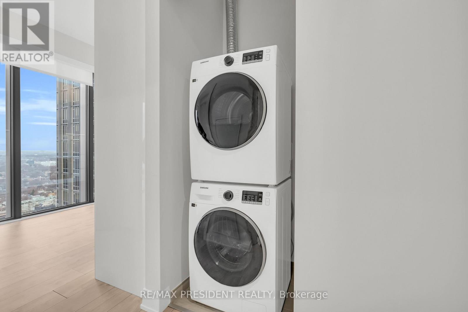 4202 - 8 Cumberland Street, Toronto (Annex), Ontario  M4W 0B6 - Photo 34 - C12885480