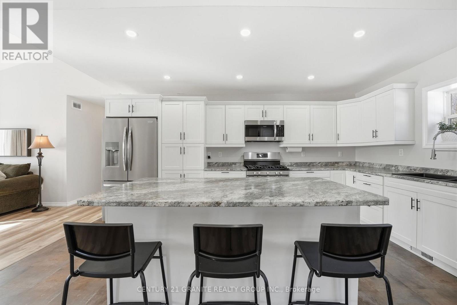 36 Fraser Lake Road, Carlow/mayo (Carlow Ward), Ontario  K0L 1G0 - Photo 18 - X12865828