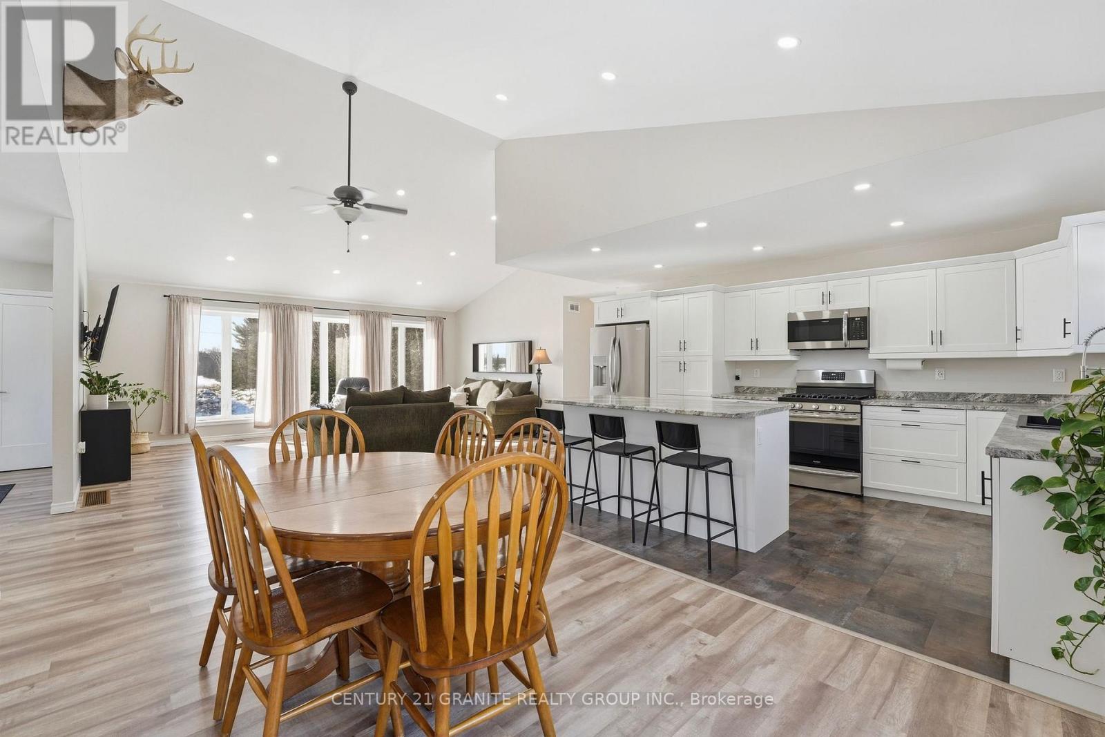 36 Fraser Lake Road, Carlow/mayo (Carlow Ward), Ontario  K0L 1G0 - Photo 14 - X12865828