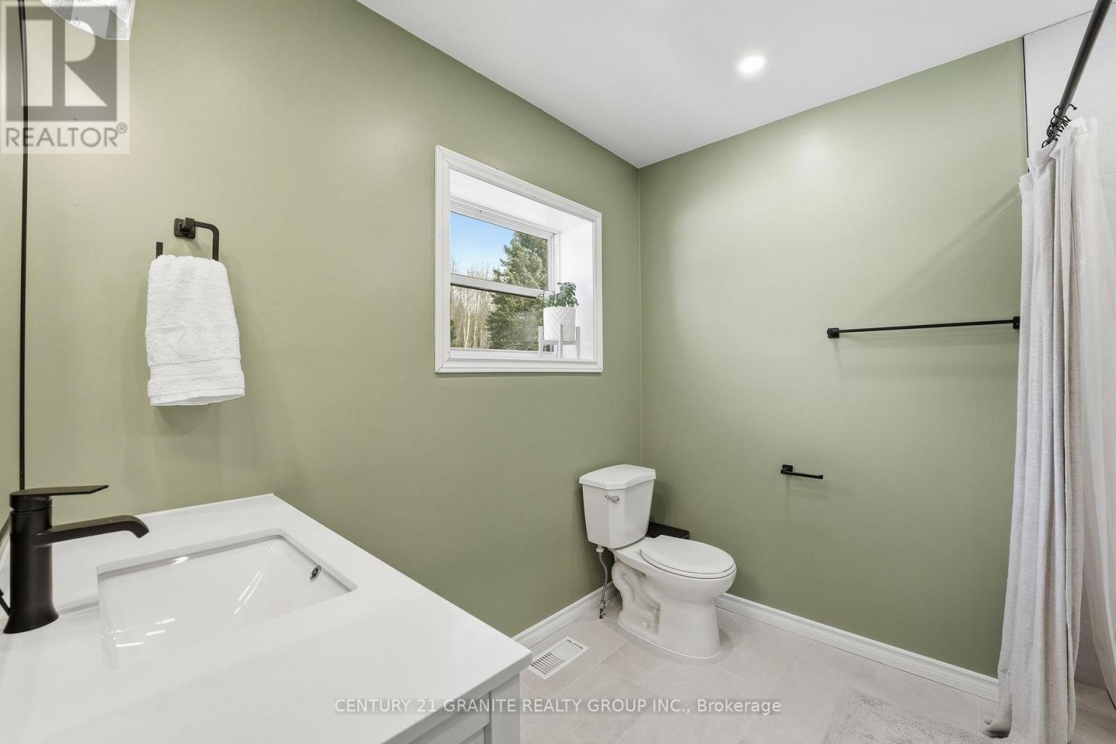 36 Fraser Lake Road, Carlow/mayo (Carlow Ward), Ontario  K0L 1G0 - Photo 25 - X12865828