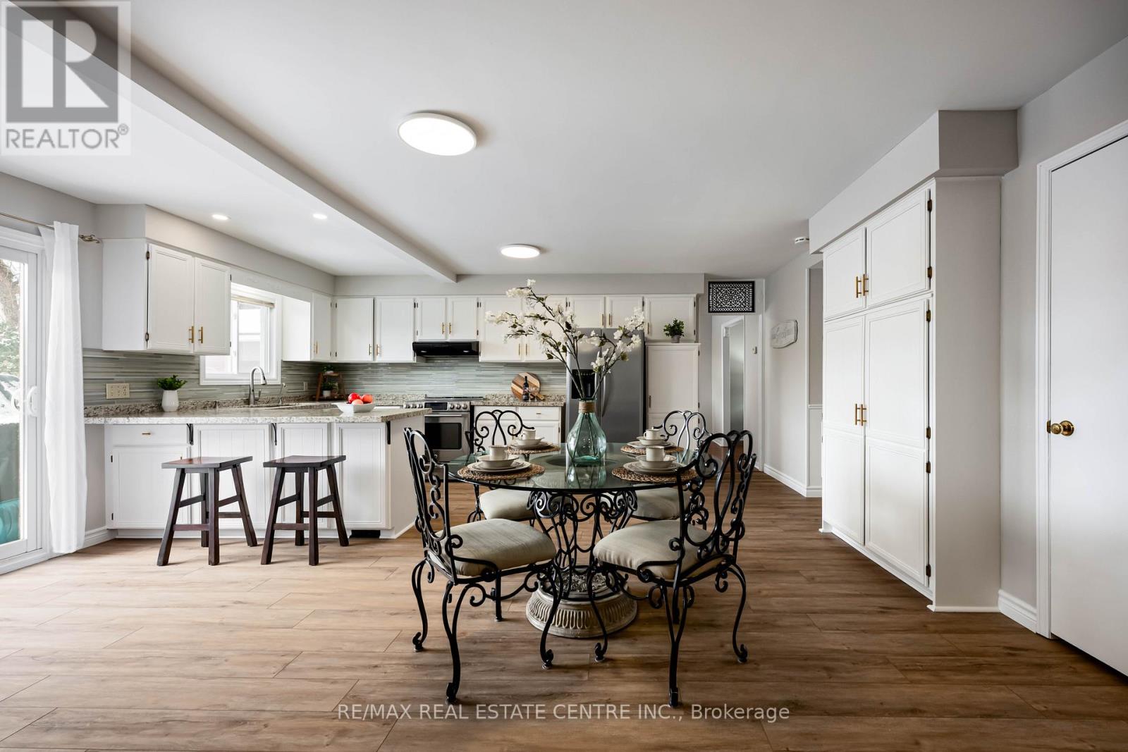 8 Passmore Avenue, Orangeville, Ontario  L9W 4E2 - Photo 11 - W12716526