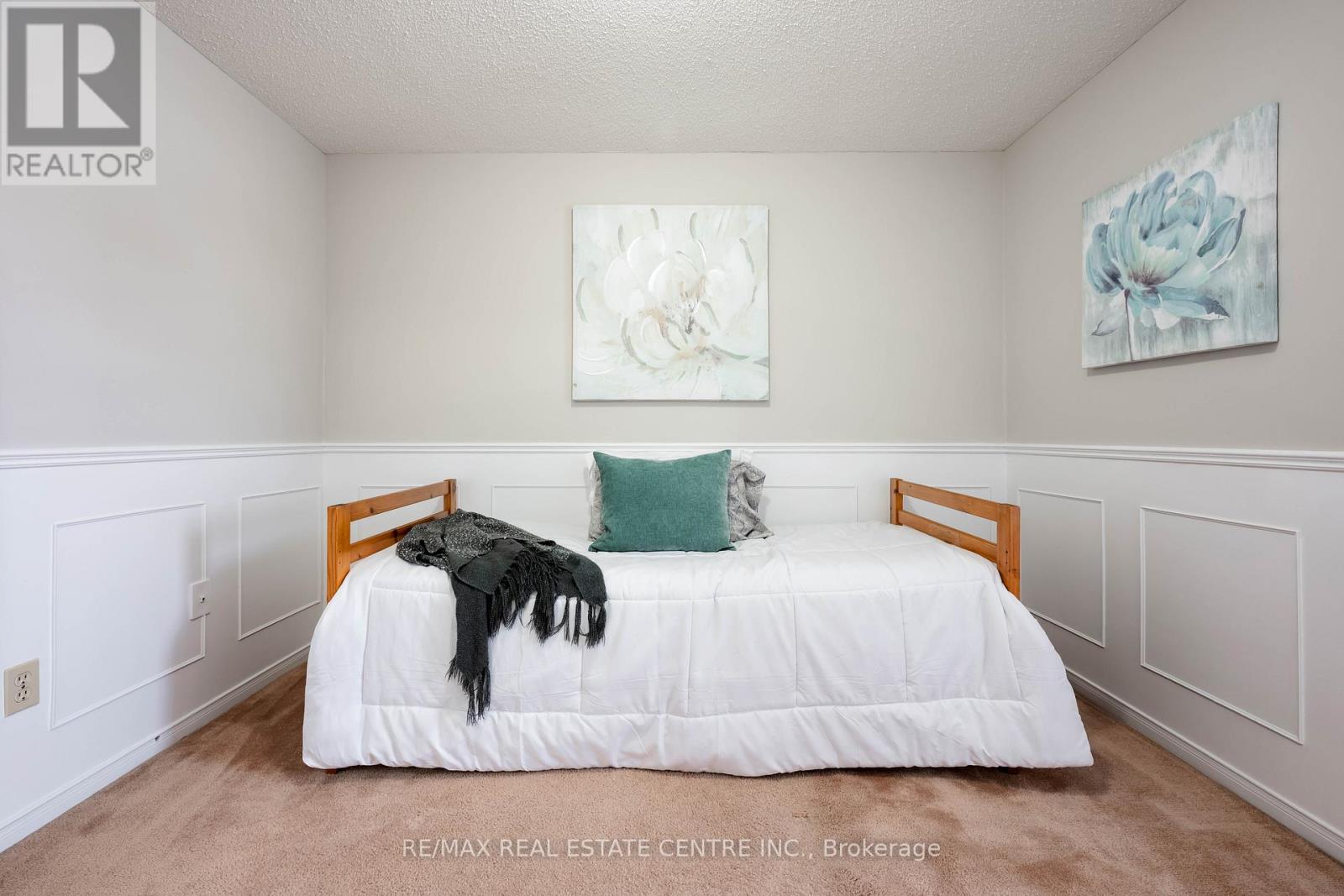 8 Passmore Avenue, Orangeville, Ontario  L9W 4E2 - Photo 25 - W12716526