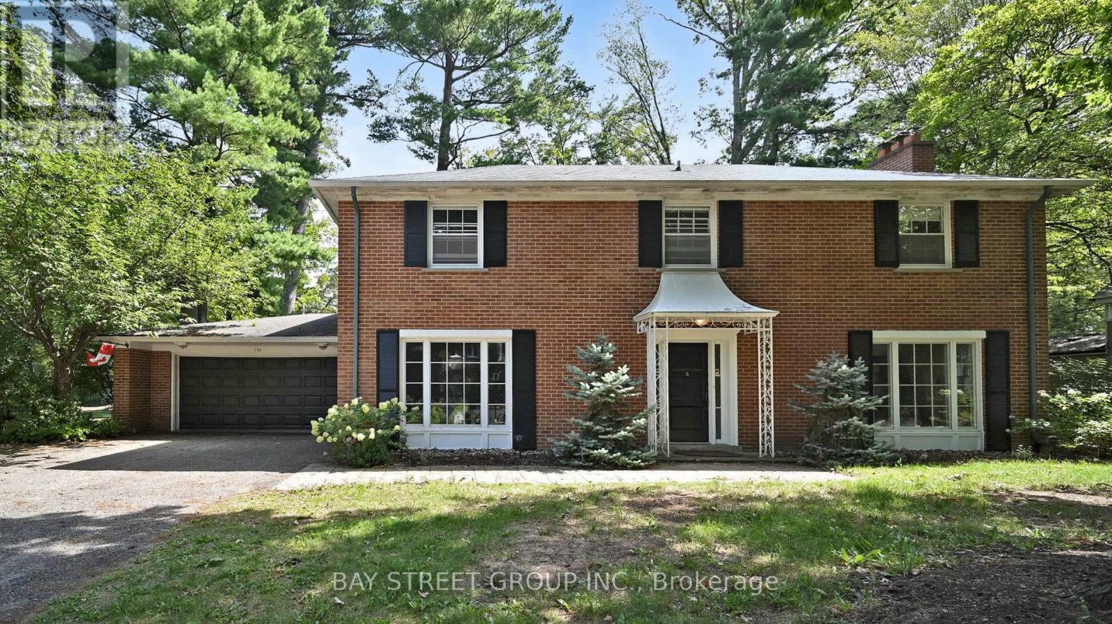 178 BREEZY PINES DRIVE, Mississauga, Ontario