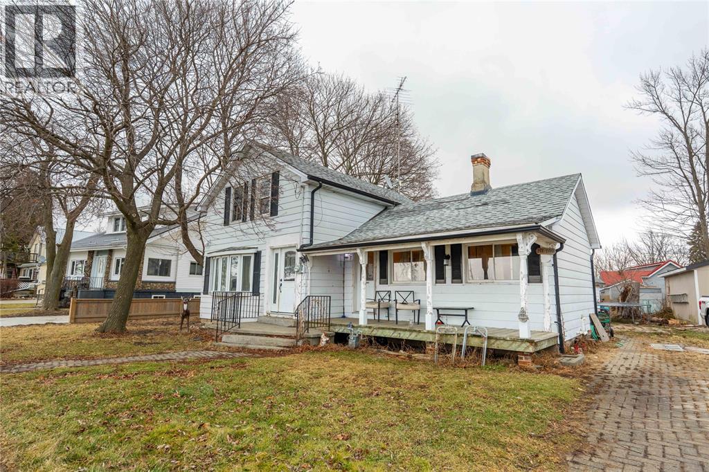 3506 Water Street, Sombra, Ontario N0P 2H0 - Photo 2 - 26001141