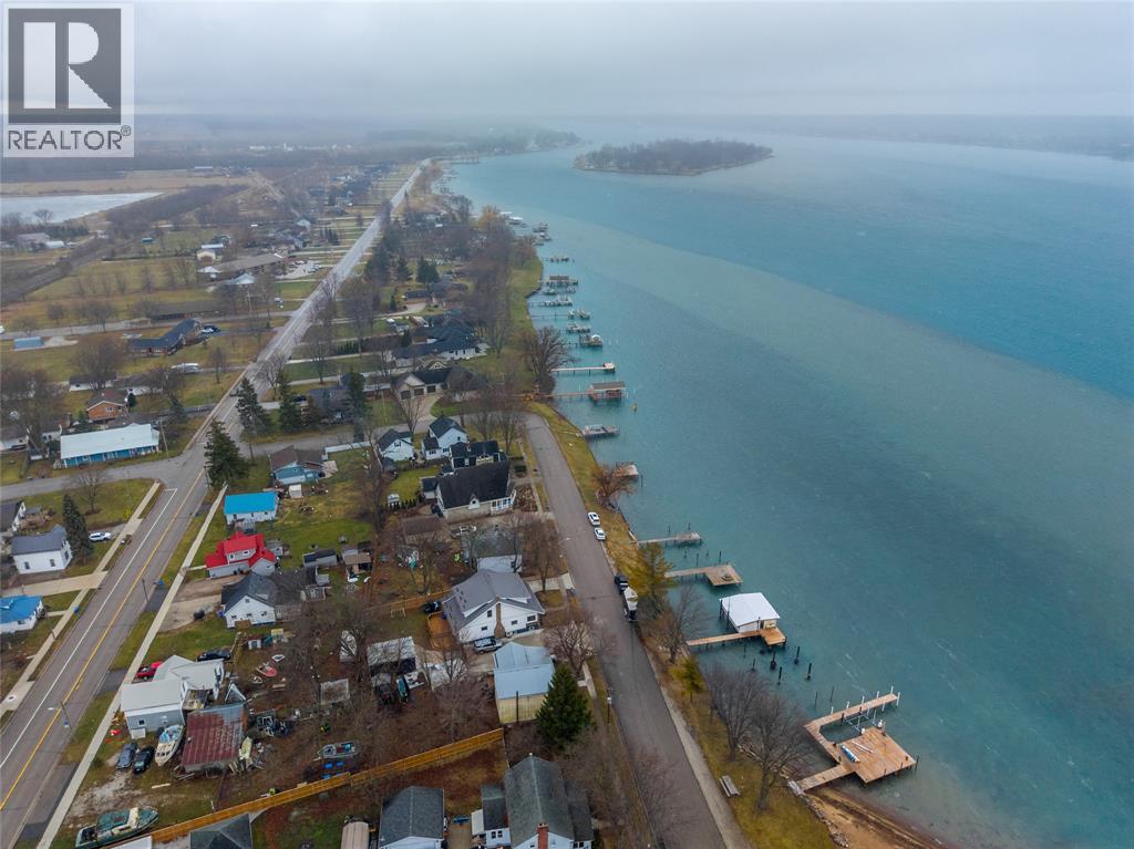 3506 Water Street, Sombra, Ontario N0P 2H0 - Photo 9 - 26001141