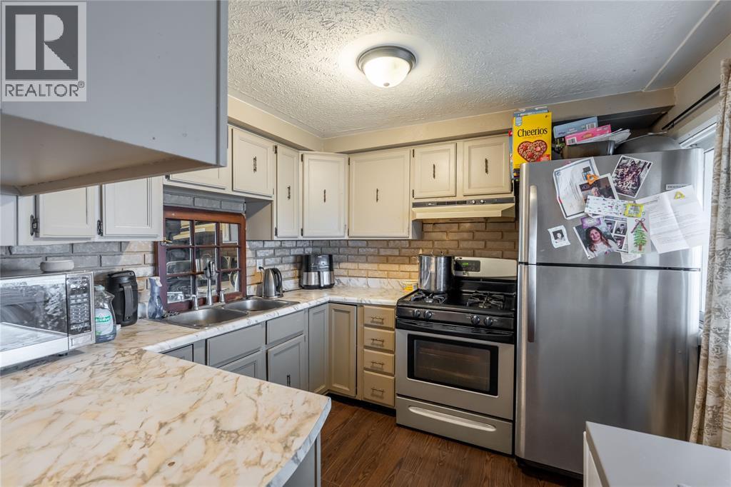 3506 Water Street, Sombra, Ontario N0P 2H0 - Photo 17 - 26001141