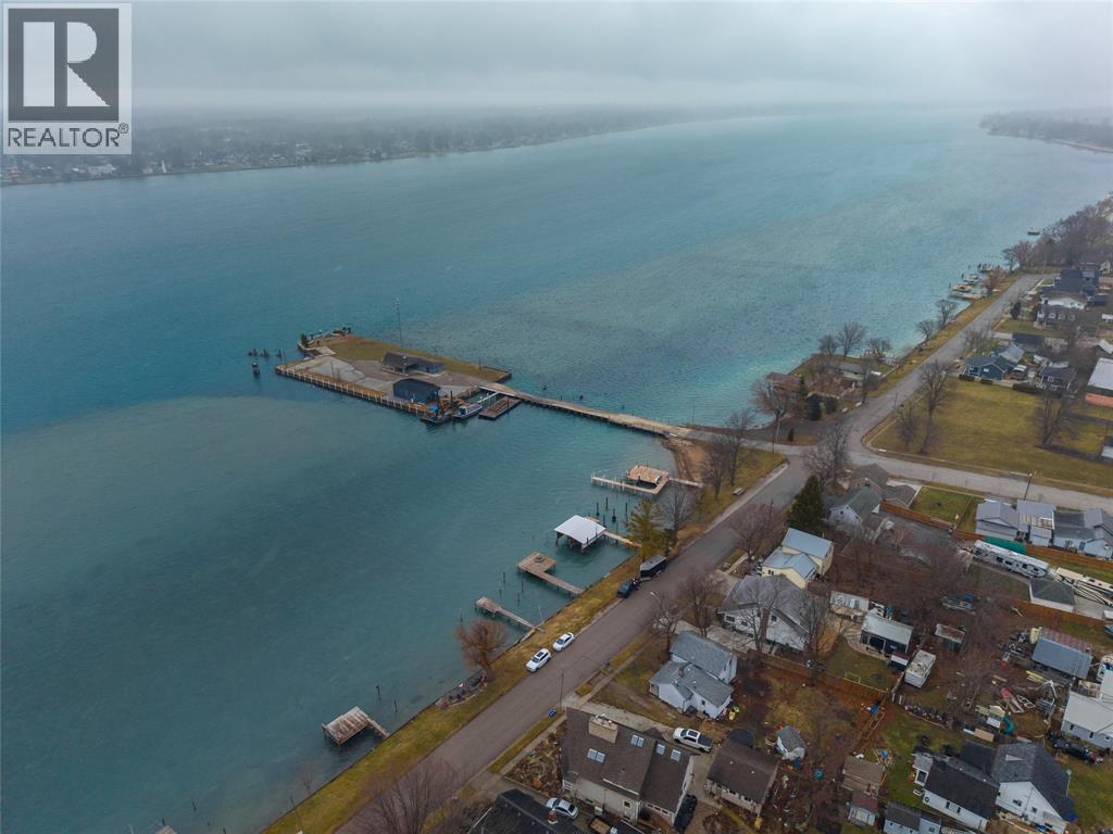 3506 Water Street, Sombra, Ontario N0P 2H0 - Photo 8 - 26001141