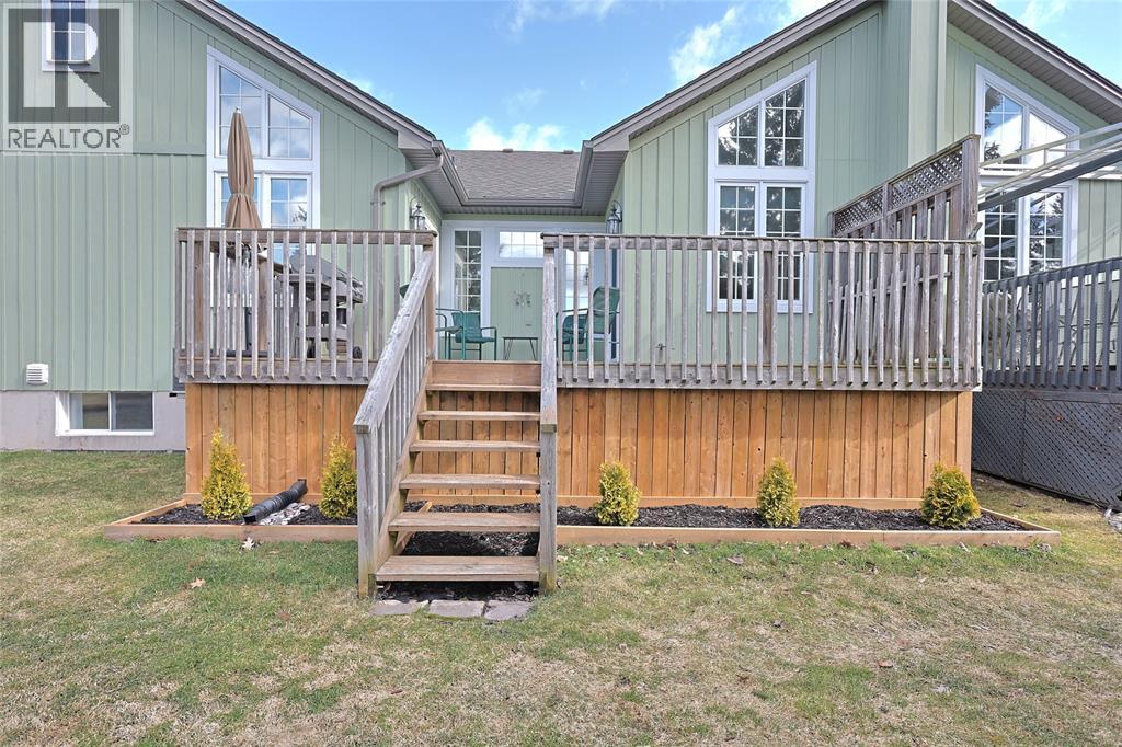 13 Oakwood Links Lane, Grand Bend, Ontario  N0M 1T0 - Photo 32 - 26003669
