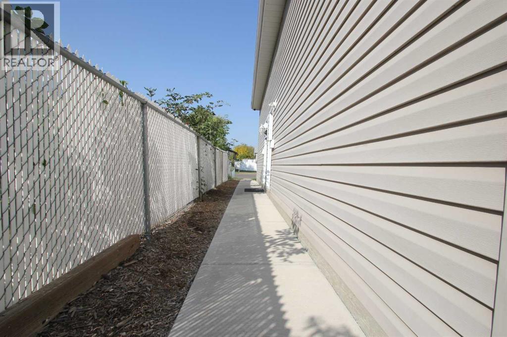 3809-3813 50 Street, Red Deer, Alberta  T4N 1W1 - Photo 10 - A2256418