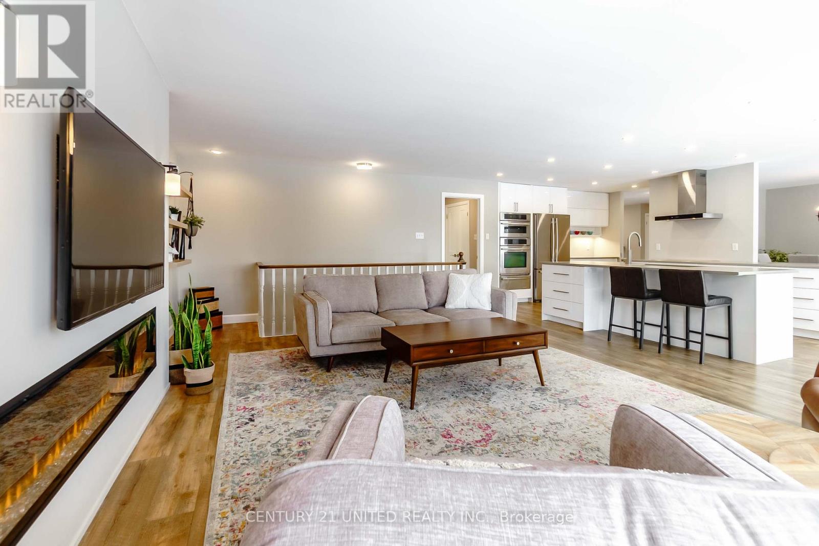 1691 Forster Avenue, Peterborough (Otonabee Ward 1), Ontario  K9K 2G6 - Photo 11 - X12886916