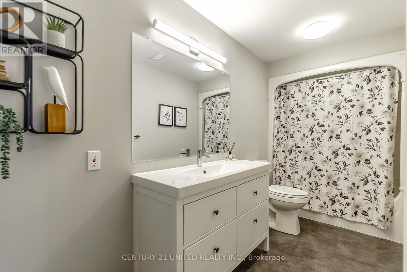 1691 Forster Avenue, Peterborough (Otonabee Ward 1), Ontario  K9K 2G6 - Photo 32 - X12886916