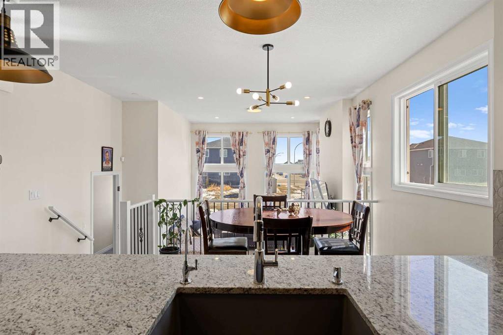 6 Corner Glen Common Ne, Calgary, Alberta  T3N 2L5 - Photo 14 - A2293437