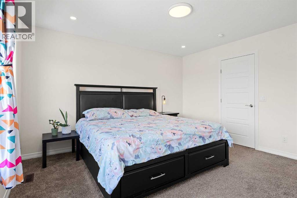 6 Corner Glen Common Ne, Calgary, Alberta  T3N 2L5 - Photo 36 - A2293437