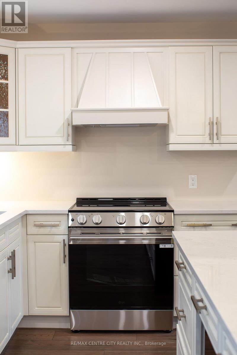 2193 Miller Avenue, Perth East (Shakespeare), Ontario  N0B 2P0 - Photo 15 - X12886946