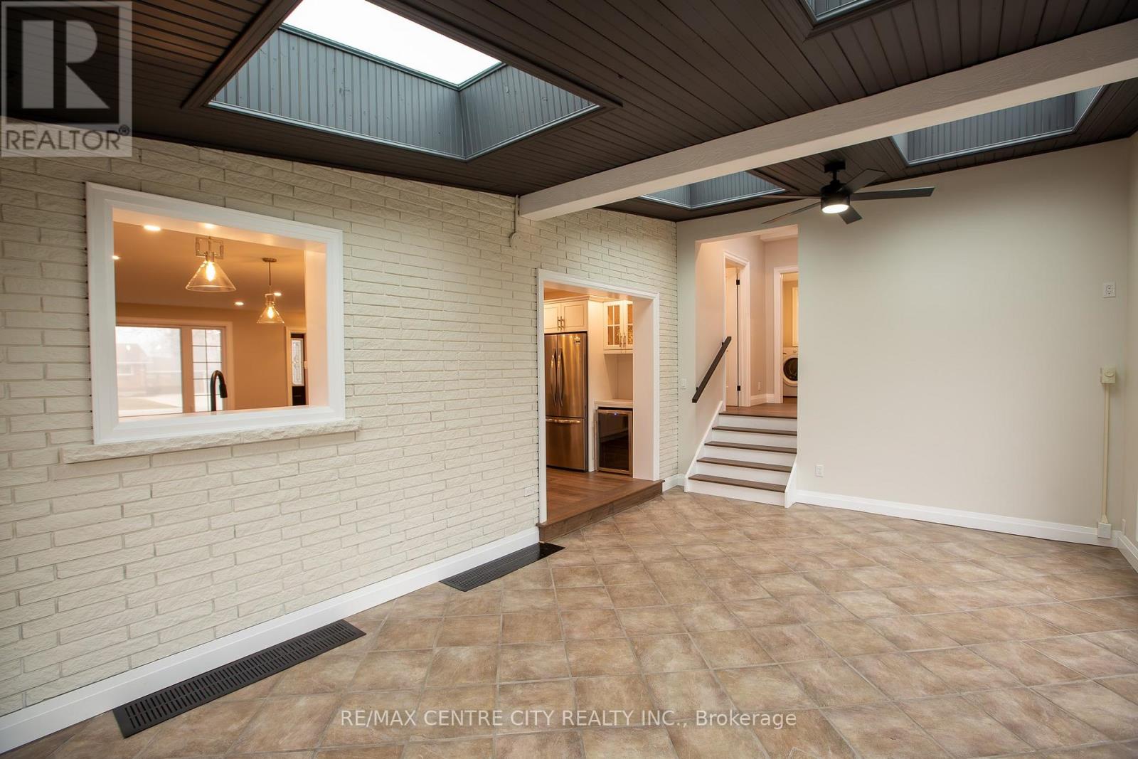 2193 Miller Avenue, Perth East (Shakespeare), Ontario  N0B 2P0 - Photo 20 - X12886946