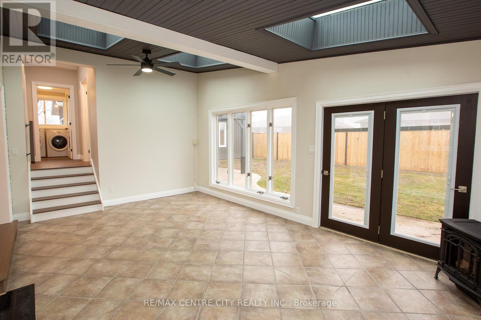 2193 Miller Avenue, Perth East (Shakespeare), Ontario  N0B 2P0 - Photo 21 - X12886946