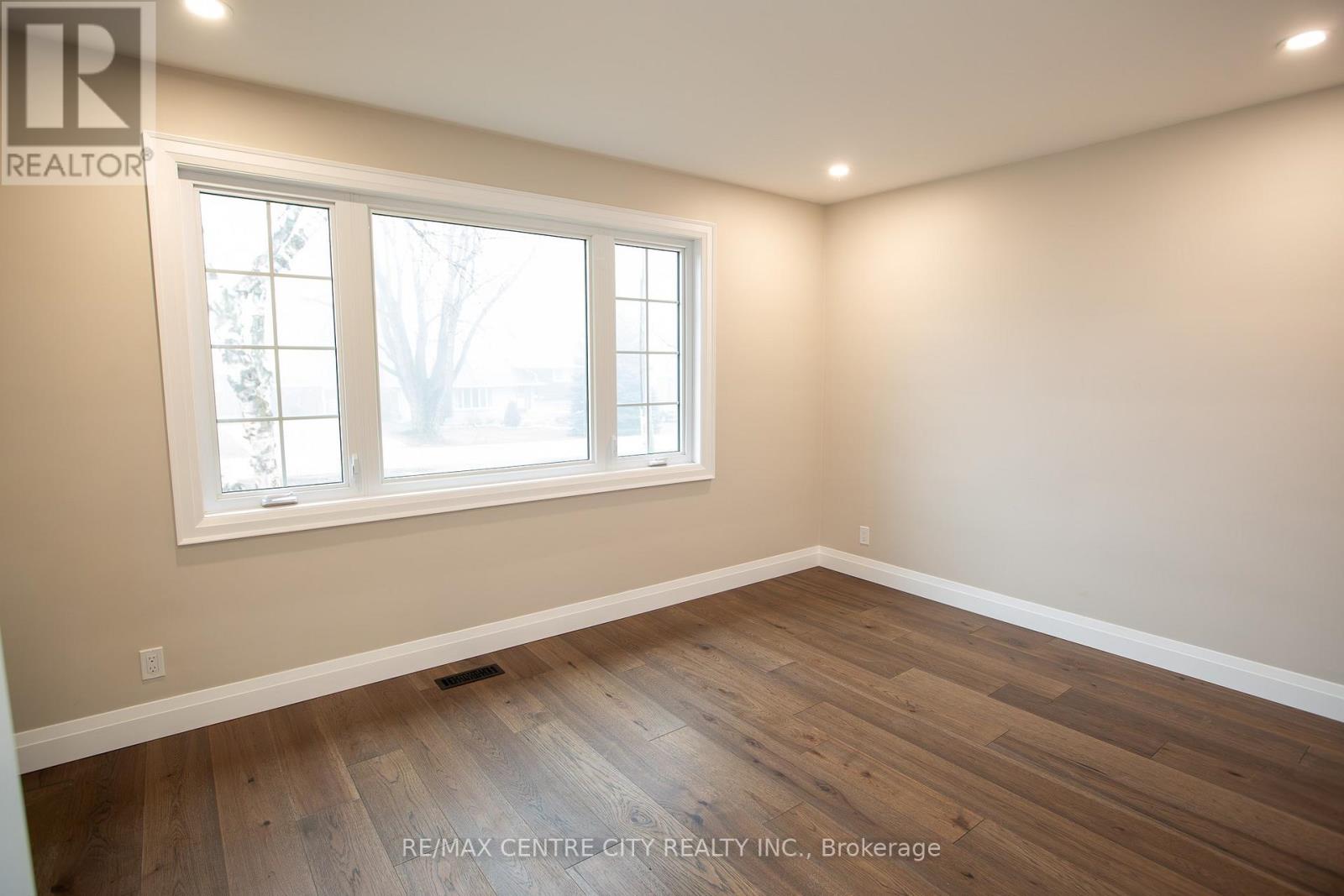 2193 Miller Avenue, Perth East (Shakespeare), Ontario  N0B 2P0 - Photo 25 - X12886946