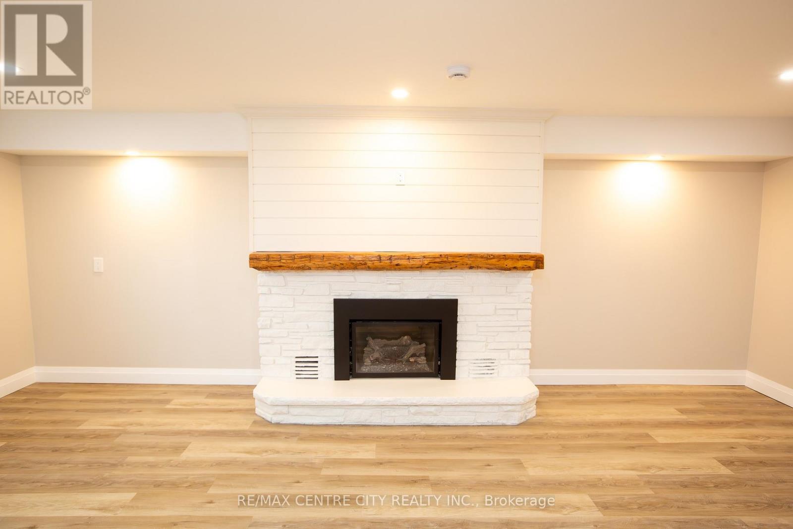 2193 Miller Avenue, Perth East (Shakespeare), Ontario  N0B 2P0 - Photo 36 - X12886946