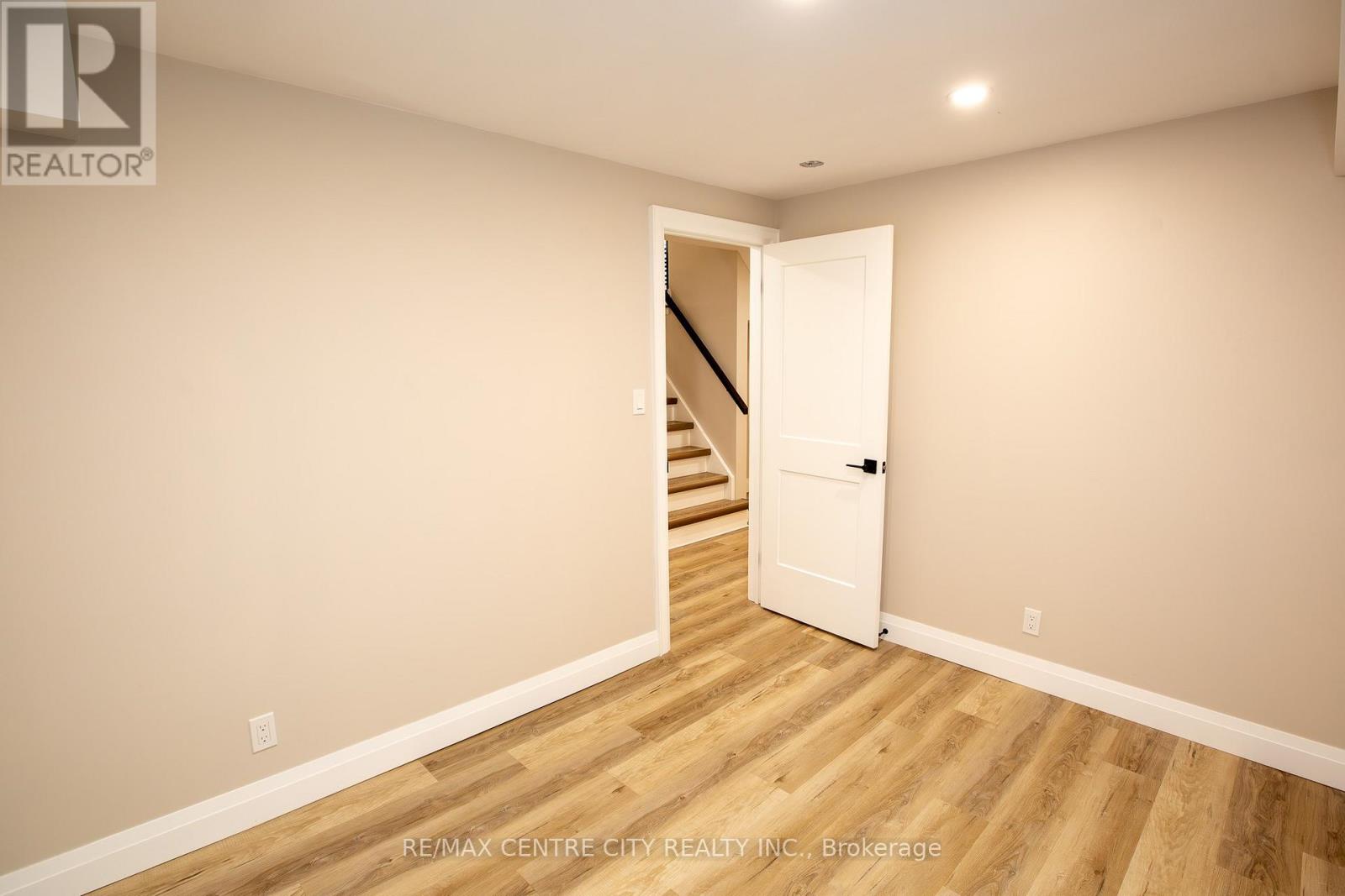 2193 Miller Avenue, Perth East (Shakespeare), Ontario  N0B 2P0 - Photo 37 - X12886946