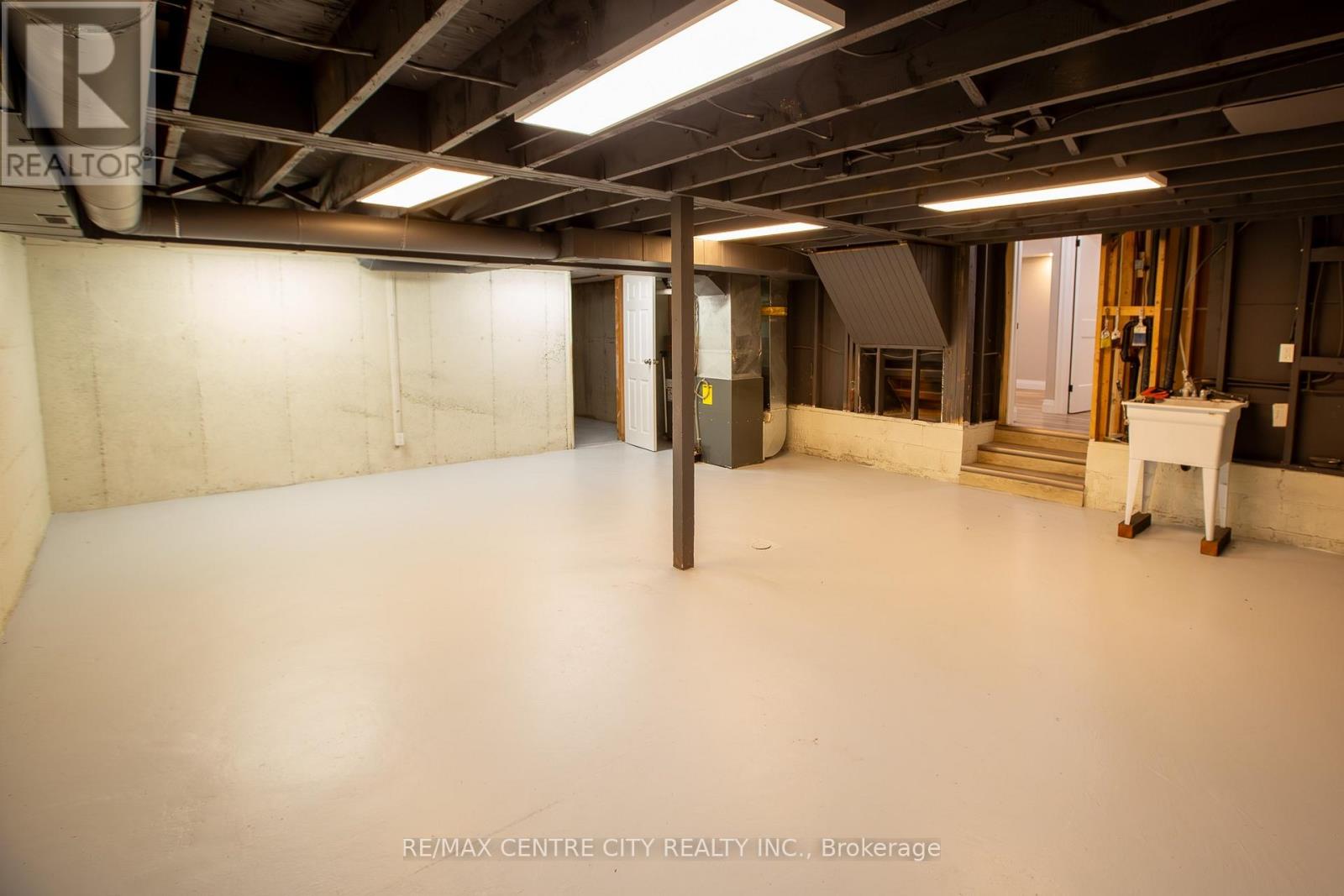 2193 Miller Avenue, Perth East (Shakespeare), Ontario  N0B 2P0 - Photo 39 - X12886946