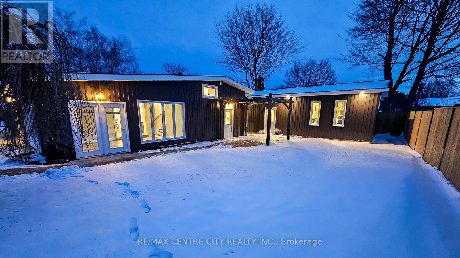 2193 Miller Avenue, Perth East (Shakespeare), Ontario  N0B 2P0 - Photo 41 - X12886946