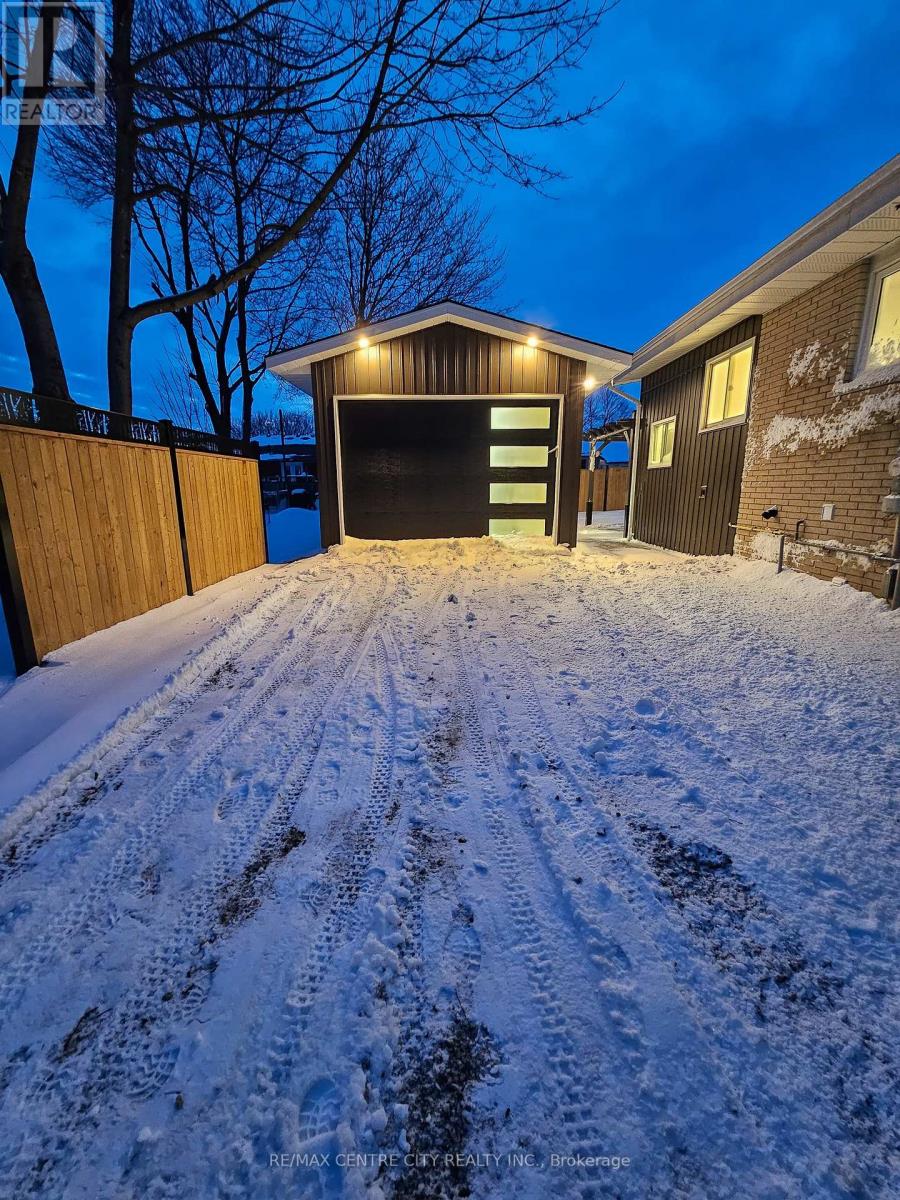 2193 Miller Avenue, Perth East (Shakespeare), Ontario  N0B 2P0 - Photo 42 - X12886946