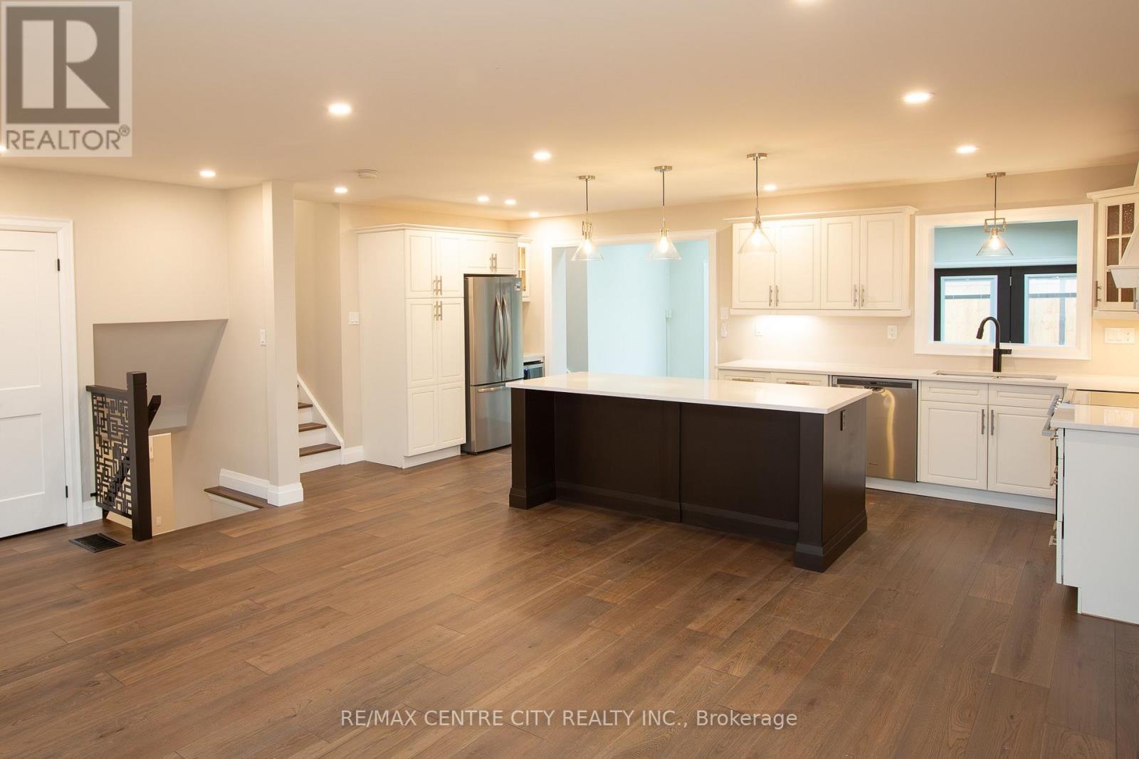 2193 Miller Avenue, Perth East (Shakespeare), Ontario  N0B 2P0 - Photo 9 - X12886946