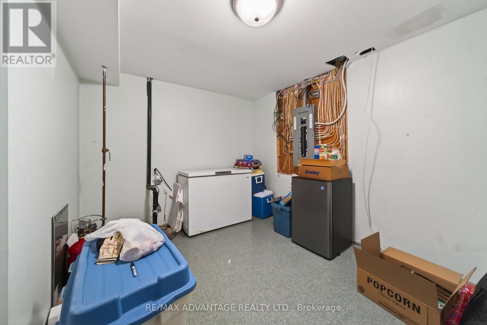 1246 Thornley Street, London South (South L), Ontario  N6K 4V3 - Photo 42 - X12887018