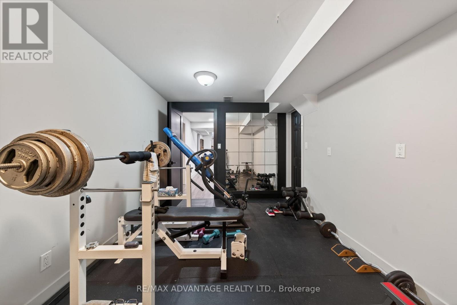 1246 Thornley Street, London South (South L), Ontario  N6K 4V3 - Photo 45 - X12887018