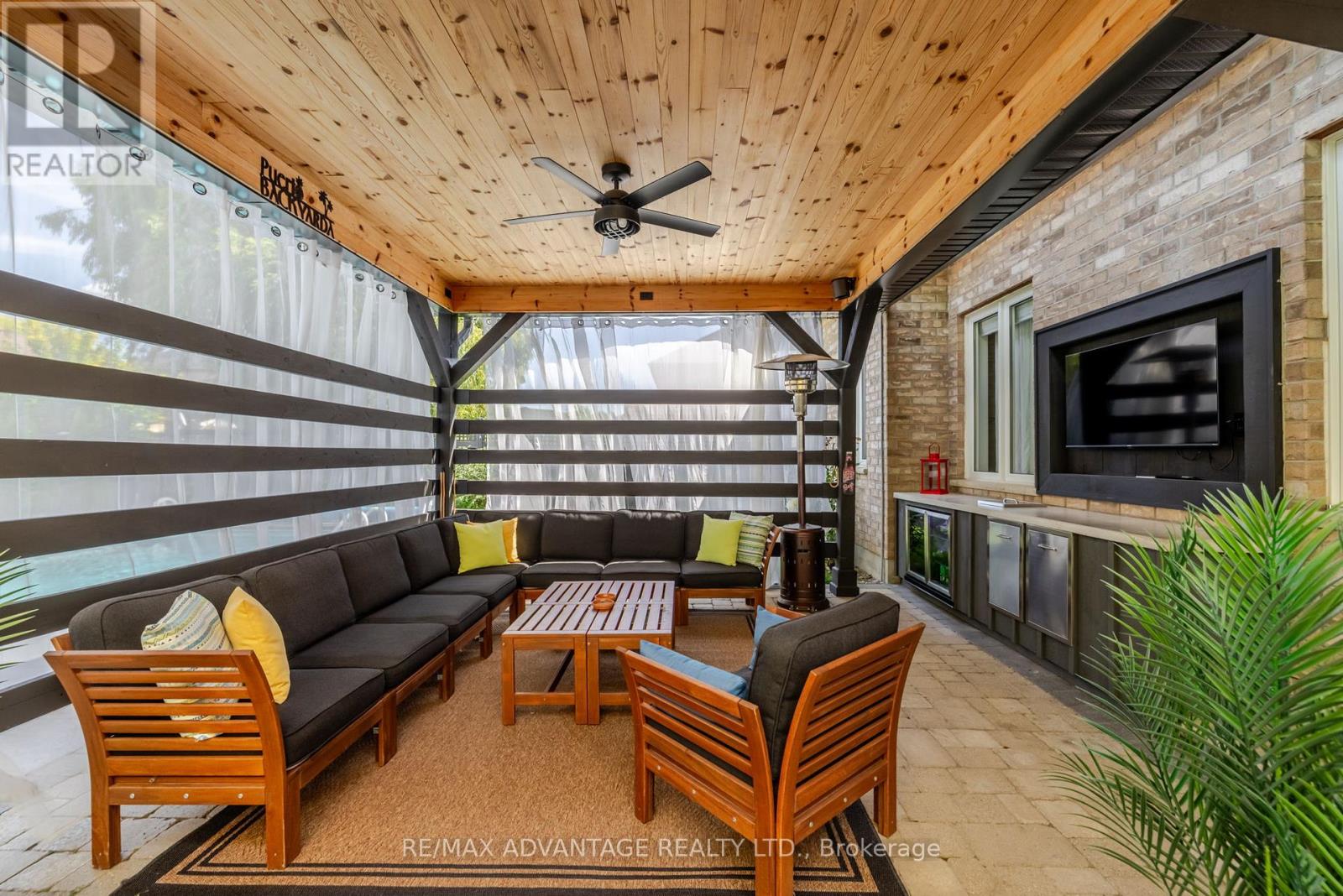 1246 Thornley Street, London South (South L), Ontario  N6K 4V3 - Photo 47 - X12887018