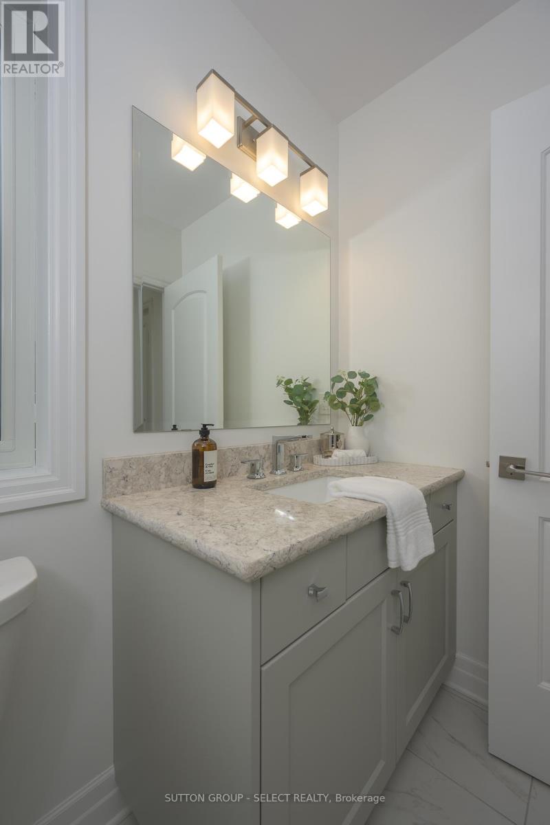 1916 Trailsway Drive, London South (South B), Ontario  N6K 0K7 - Photo 23 - X12887168