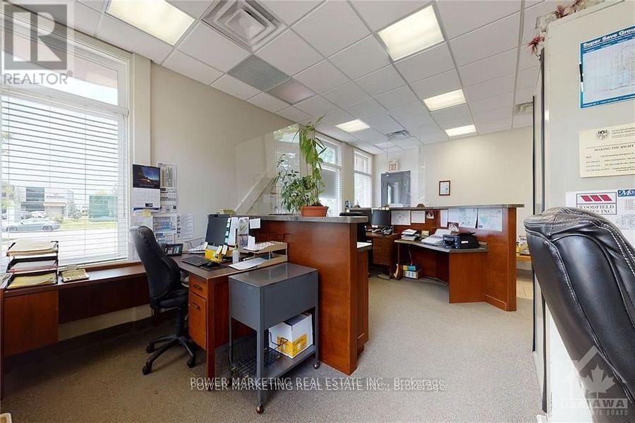 300 - 500 Lacolle Way, Ottawa, Ontario  K4A 0N9 - Photo 5 - X12886982