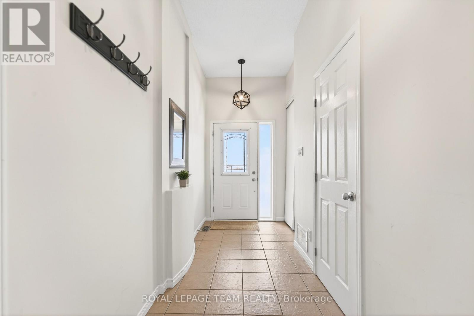 30 Hackberry Trail, Carleton Place, Ontario  K7C 0B1 - Photo 15 - X12887054