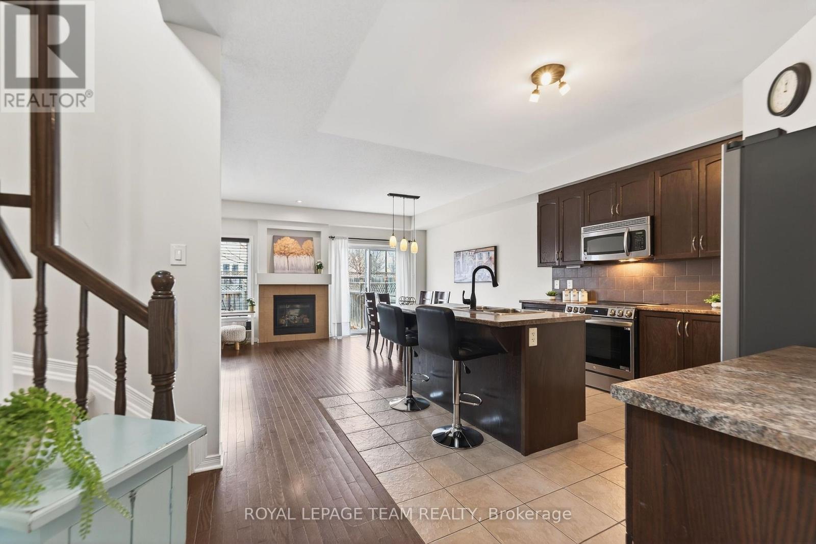 30 Hackberry Trail, Carleton Place, Ontario  K7C 0B1 - Photo 17 - X12887054