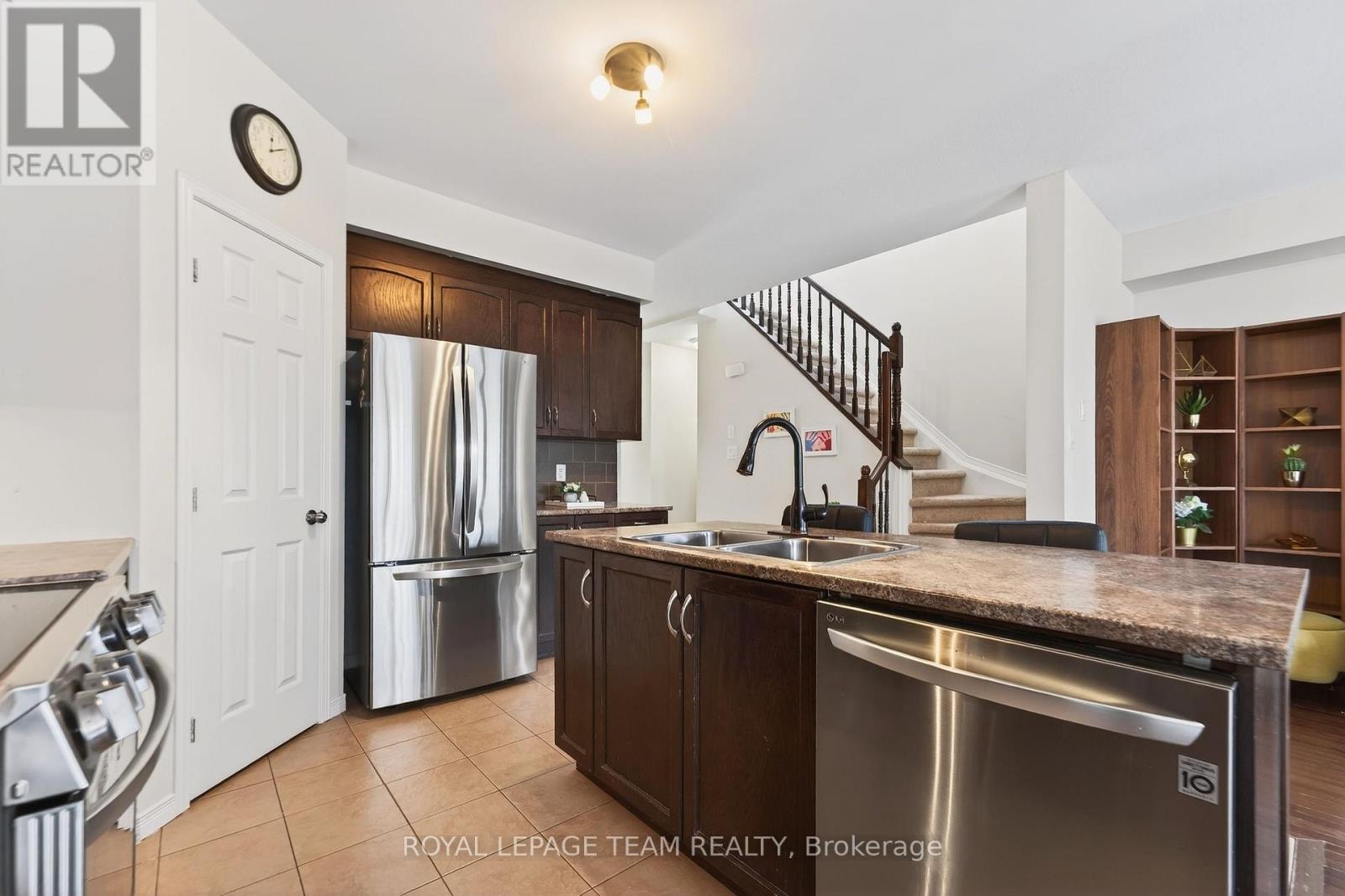 30 Hackberry Trail, Carleton Place, Ontario  K7C 0B1 - Photo 28 - X12887054