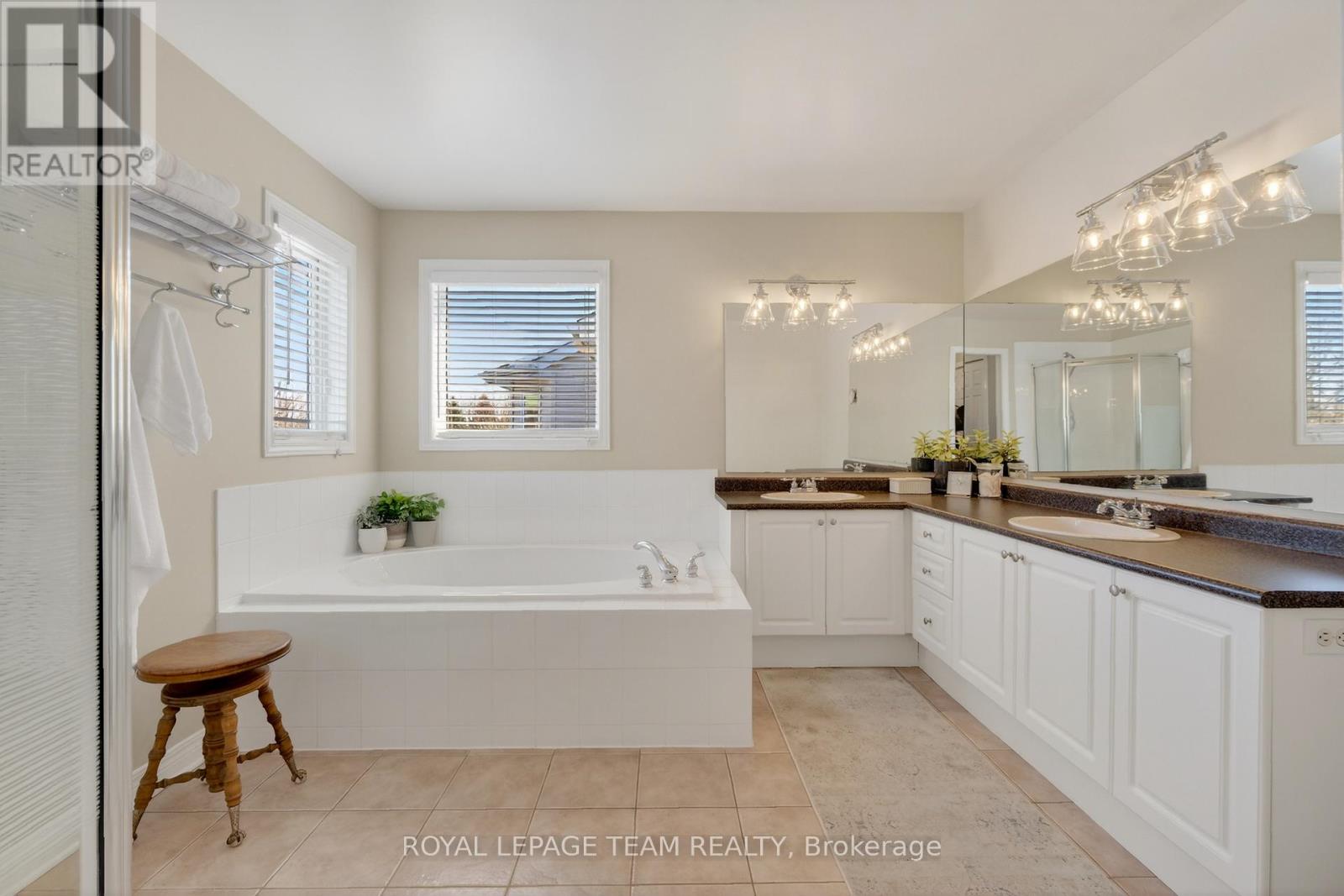 13 Granite Ridge Drive, Ottawa, Ontario  K2S 1Y2 - Photo 30 - X12887164