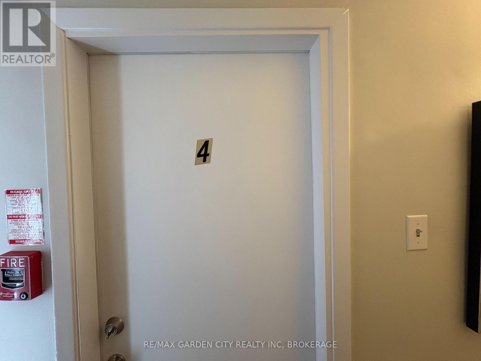 4 - 1419 Pelham Street, Pelham (Fonthill), Ontario  L0S 1E0 - Photo 4 - X12887110