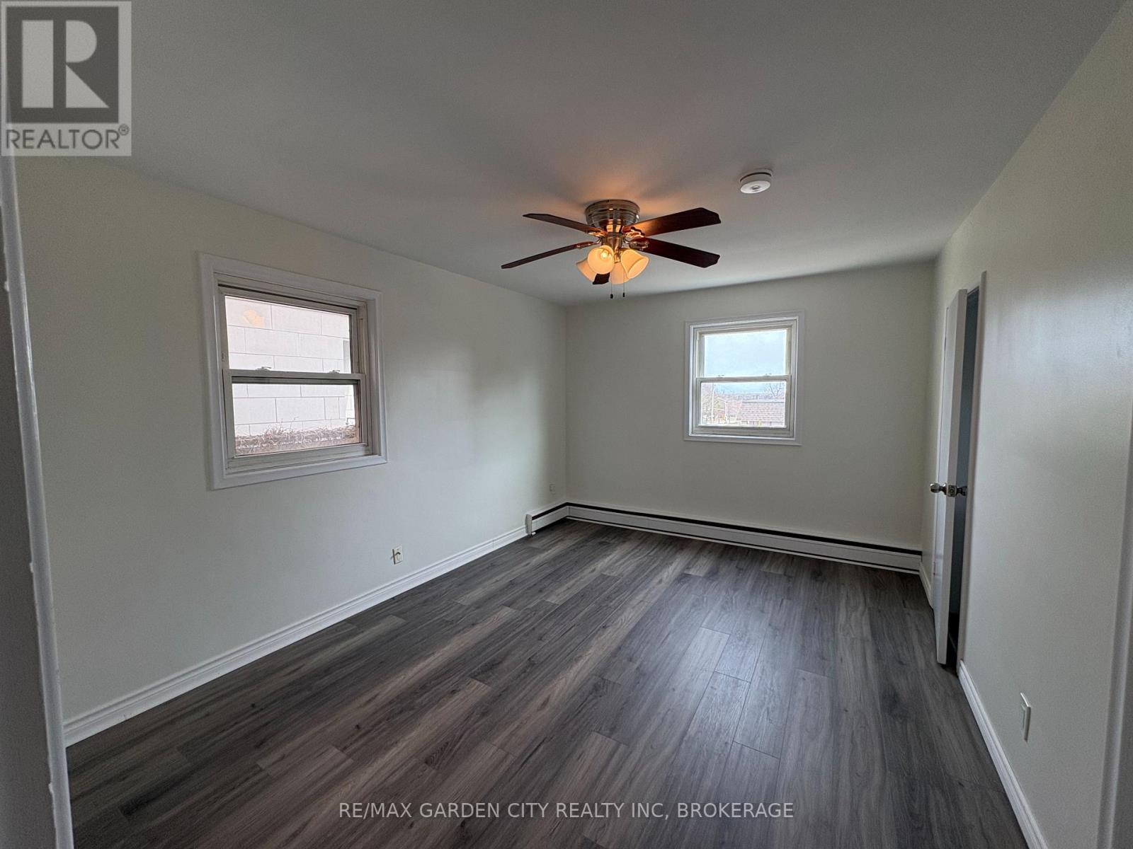 4 - 1419 Pelham Street, Pelham (Fonthill), Ontario  L0S 1E0 - Photo 8 - X12887110